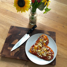 Load image into Gallery viewer, 8" Professional Chef's Knife, Easy to Slice Through Anything, High-End Steel. Lifetime Guarantee 🔪