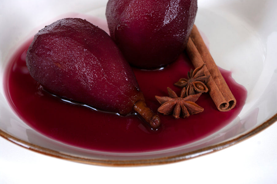 Spiced Poached Pears 🍐🍷