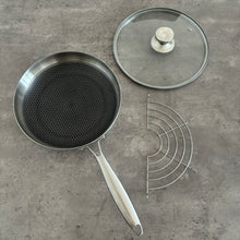 Load image into Gallery viewer, Cyraeon Stainless Steel Frying Pan with Non-Stick Honeycomb Coating, Glass Lid and Rack, 26CM.
