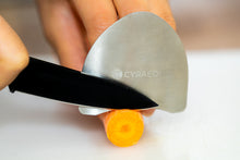 Load image into Gallery viewer, Christmas Knife Gift - Cyraeon 8&quot; Professional Chef&#39;s Knife &amp; Finger Guard
