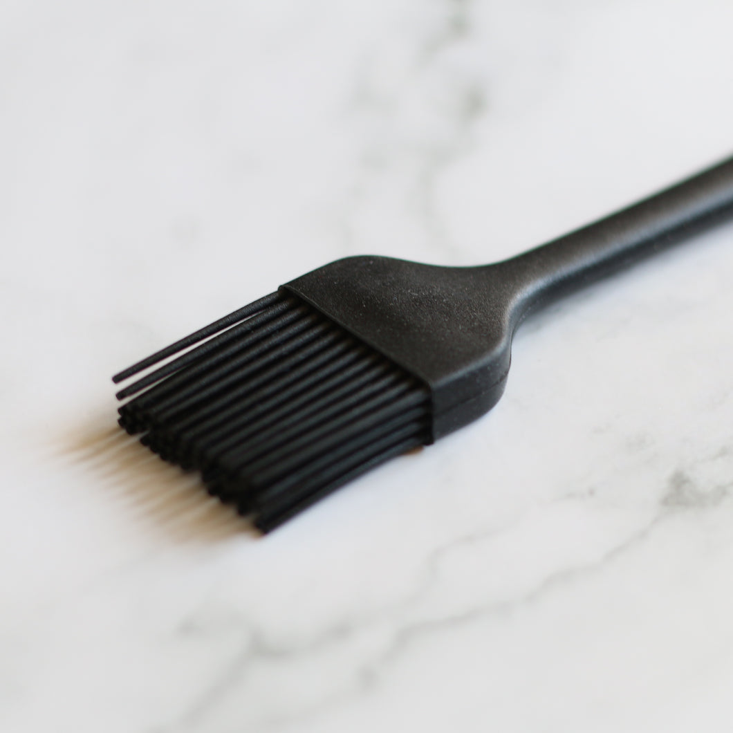 Silicone Pastry Brush, Use When Cooking, Baking, Grilling & Basting. Heat Resistant. Black, 21CM.