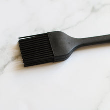 Load image into Gallery viewer, Silicone Pastry Brush, Use When Cooking, Baking, Grilling &amp; Basting. Heat Resistant. Black, 21CM.
